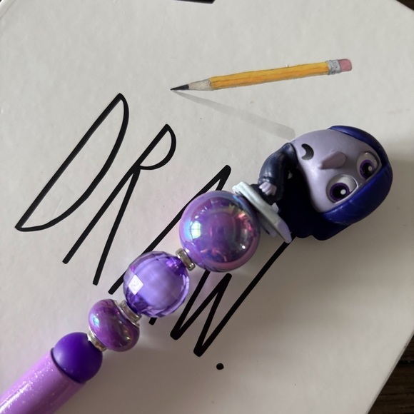 Disney Doorables: Inside Out: Ennui handmade beaded pen - Picture 1 of 3